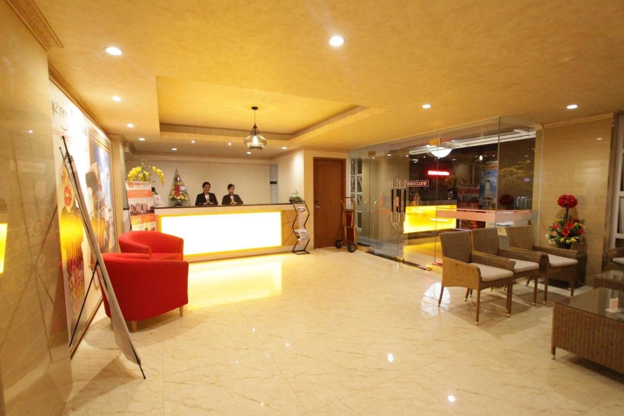 Best City Hotel Yogyakarta Exterior photo