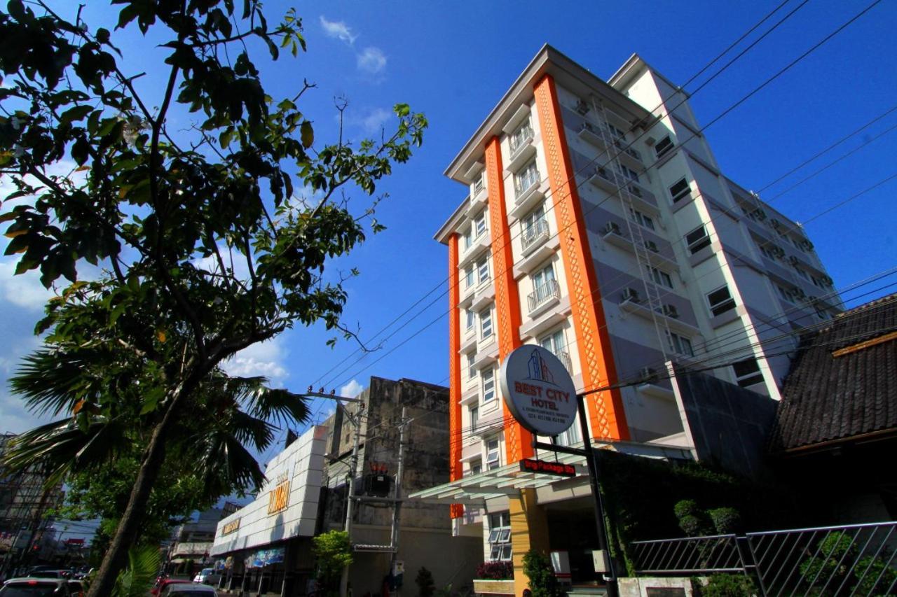 Best City Hotel Yogyakarta Exterior photo